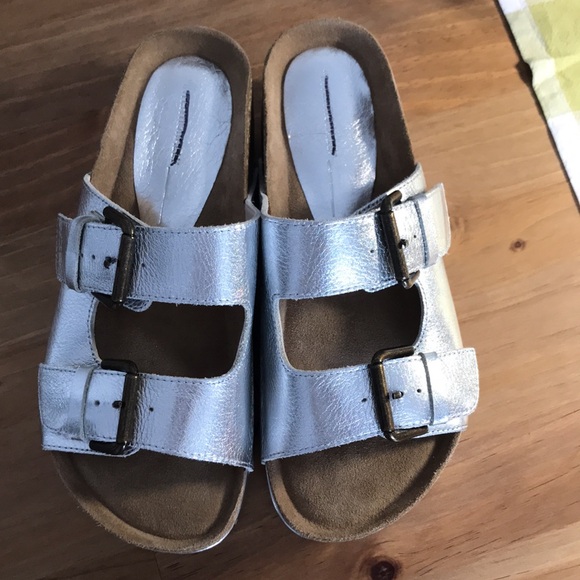 Intentionally Blank Rule Breaker Platform Sandals in Metallic Silver EUR 38 - Picture 9 of 13
